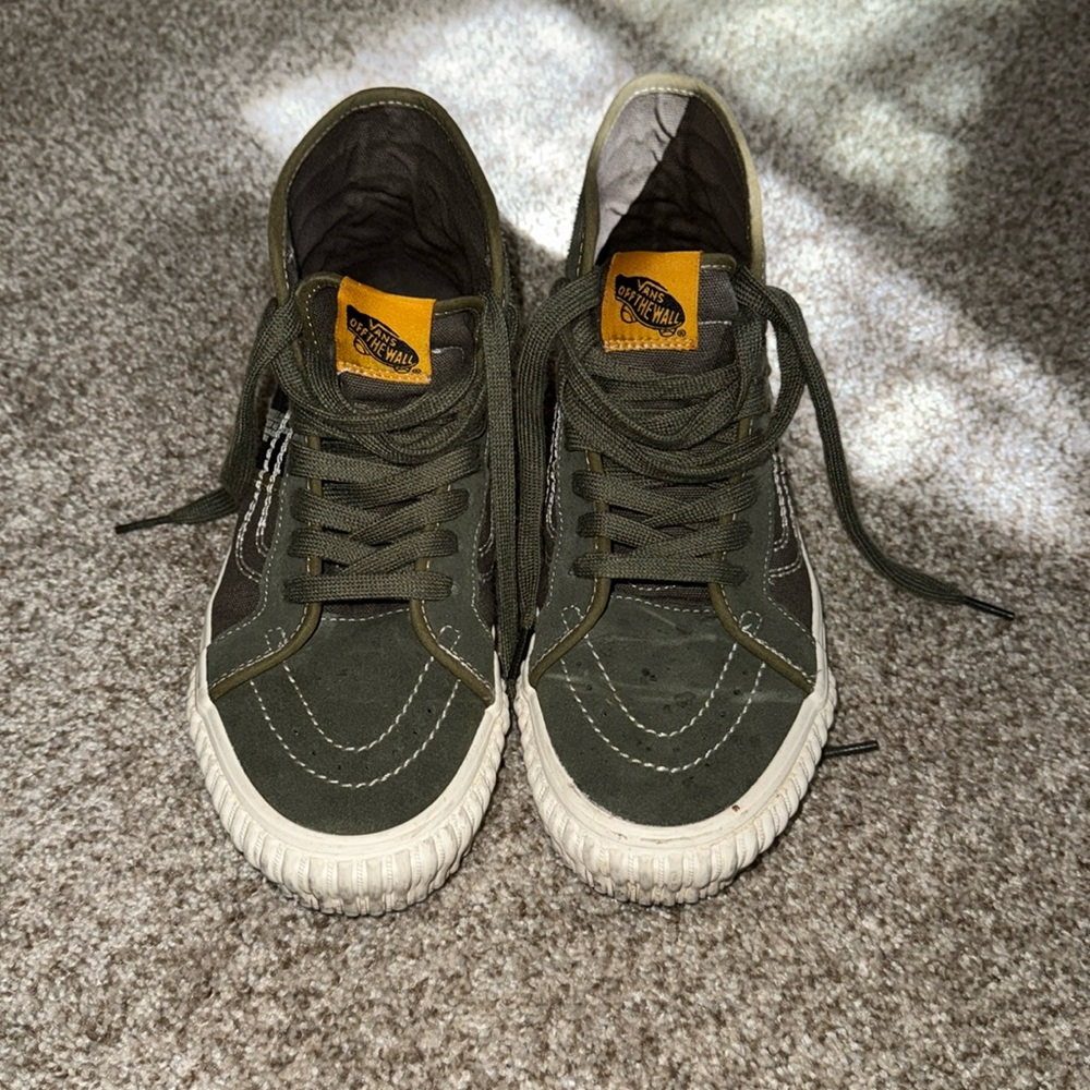 Custom Green Vans - Picture 3 of 5